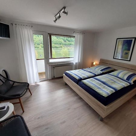 Pension Mosella, Gaestezimmer Санкт Алдегунд Екстериор снимка